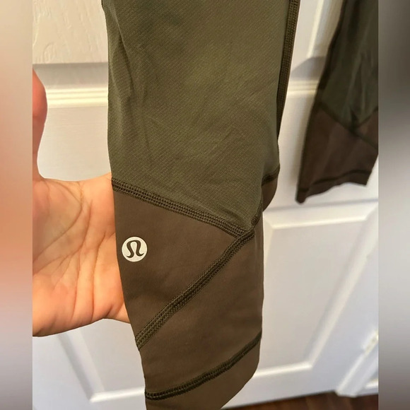 Lululemon Sz 6 Pace Rival 22” Crop Leggings  Dark Olive - Picture 4 of 6